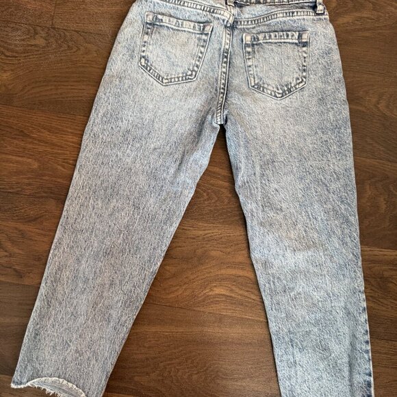 Cat & Jack Girls Embroidered Jeans | Size 6 | Smile Sun & Flower Patch Denim - Picture 2 of 5